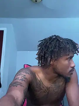 Snapshot of youngbull_dada chatting on 03-20-26, 12:26 youngbull dada online show from 03-20-26, 12:26