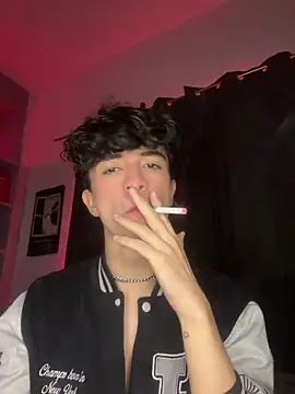 Snapshot of lion_cherry21 chatting on 11-12-25, 04:35 lion cherry21 online show from 11-12-25, 04:35