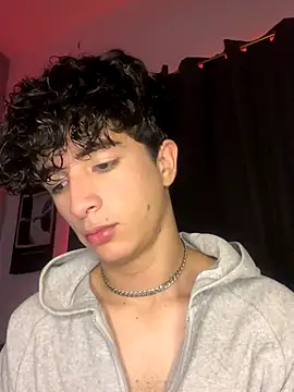 Snapshot of lion_cherry21 chatting on 11-16-25, 06:08 lion cherry21 online show from 11-16-25, 06:08