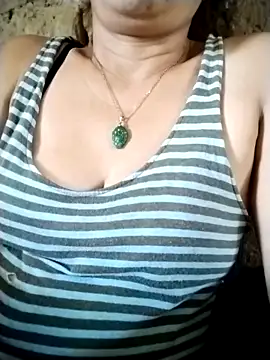 Snapshot of Sassy-jann chatting on 11-28-25, 02:36 Sassy-jann online show from 11-28-25, 02:36