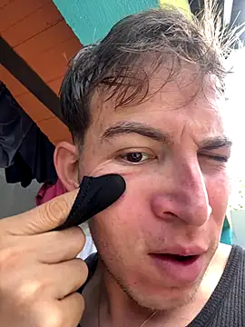 AlexanderBianchi2 online show from 11-19-25, 04:51