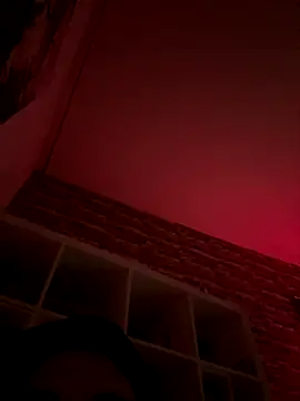 Snapshot of jiggy823 chatting on 12-04-25, 12:20 jiggy823 online show from 12-04-25, 12:20