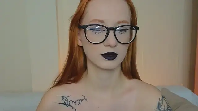 Snapshot of WICKEDEMBER chatting on 01-13-26, 01:55 WICKEDEMBER online show from 01-13-26, 01:55