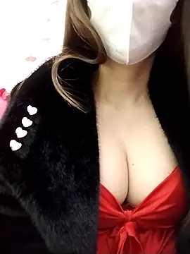 BeyeuCii99 online show from 11-25-25, 09:48