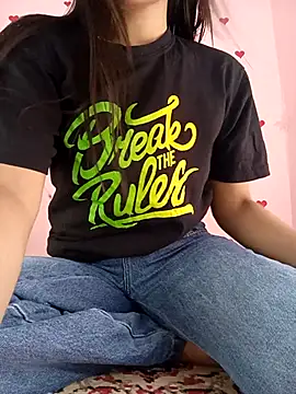 Saniya76 online show from 03-12-26, 04:24