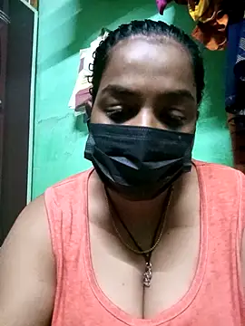 Snapshot of Madhumitha99 chatting on 11-04-25, 06:07 Madhumitha99 online show from 11-04-25, 06:07