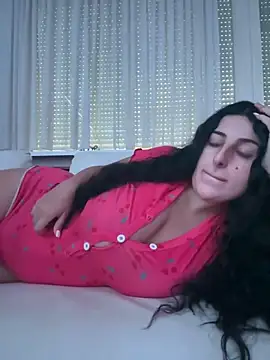 Snapshot of jojoa23 chatting on 11-28-25, 10:18 jojoa23 online show from 11-28-25, 10:18