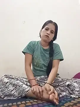 Snapshot of Sanjna_babby chatting on 06-07-26, 01:48 Sanjna babby online show from 06-07-26, 01:48