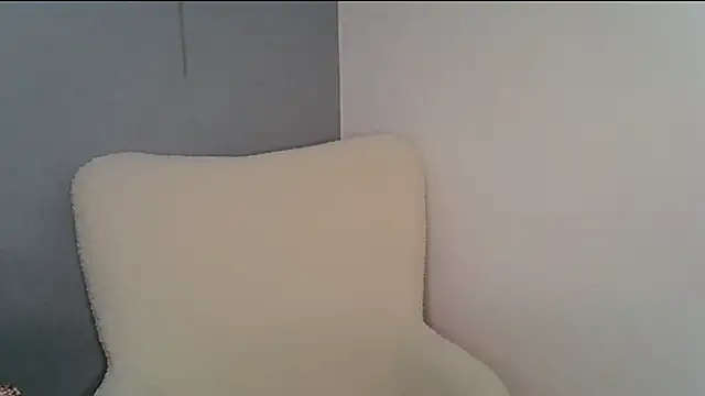 KiraHoney online show from 04-08-26, 08:20