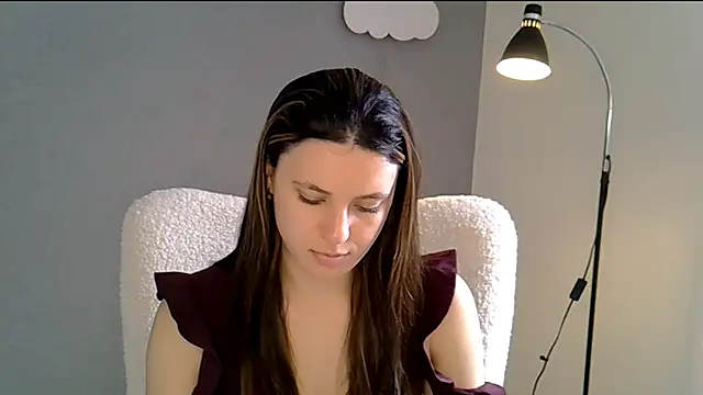 Snapshot of KiraHoney chatting on 04-24-26, 11:12 KiraHoney online show from 04-24-26, 11:12