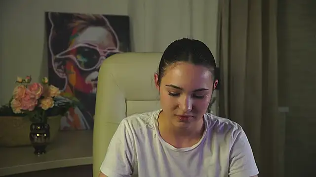 Snapshot of LeenaPuita chatting on 11-04-25, 12:48 LeenaPuita online show from 11-04-25, 12:48