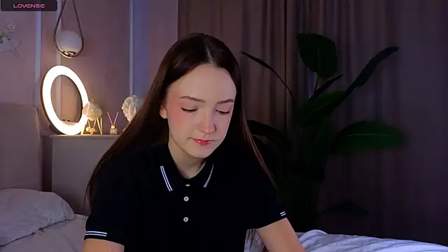 FrancesMason online show from 03-04-26, 06:08