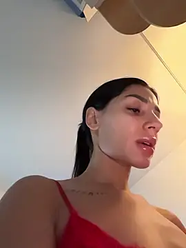 Snapshot of VickyM99 chatting on 11-11-25, 07:41 VickyM99 online show from 11-11-25, 07:41