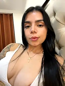 Salome 208 online show from 11-07-25, 03:06