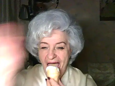 ValeriaKroww online show from 11-09-25, 07:45