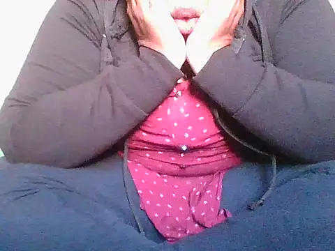 Snapshot of Mathi_cam chatting on 12-23-25, 06:55 Mathi cam online show from 12-23-25, 06:55
