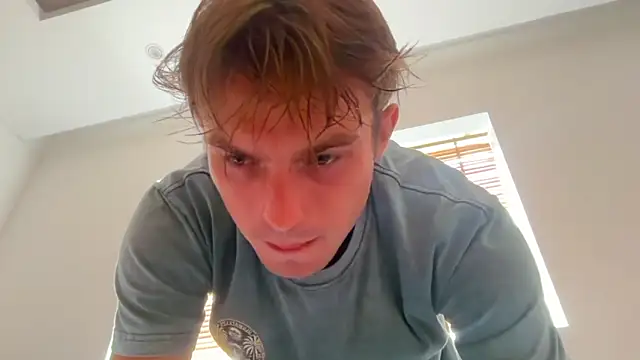 Snapshot of DanteRay chatting on 05-13-26, 02:31 DanteRay online show from 05-13-26, 02:31