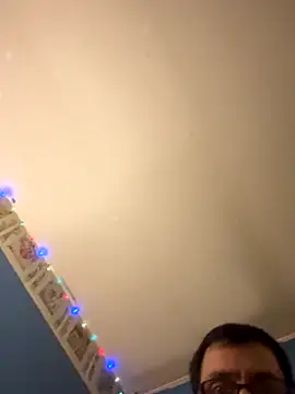 Snapshot of biggdaddyandqueenn chatting on 11-26-25, 03:29 biggdaddyandqueenn online show from 11-26-25, 03:29