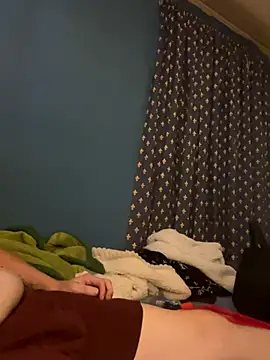 Snapshot of biggdaddyandqueenn chatting on 12-19-25, 12:28 biggdaddyandqueenn online show from 12-19-25, 12:28