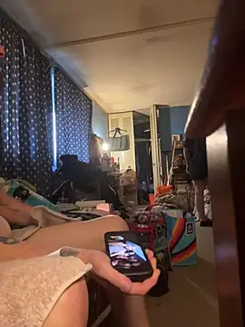 Snapshot of biggdaddyandqueenn chatting on 01-14-26, 08:36 biggdaddyandqueenn online show from 01-14-26, 08:36