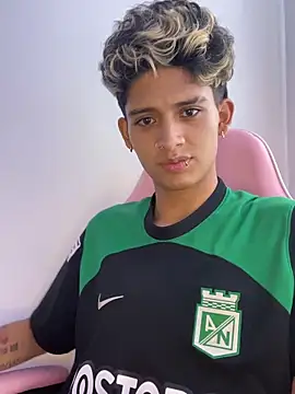 MassimoAlessandro online show from 11-03-25, 07:26