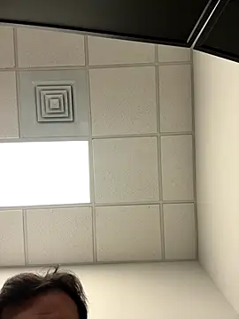 gino32582 online show from 11-03-25, 07:37