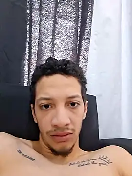 Snapshot of katy699 chatting on 11-14-25, 12:48 katy699 online show from 11-14-25, 12:48