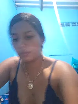 Snapshot of lapicarona18 chatting on 11-18-25, 02:17 lapicarona18 online show from 11-18-25, 02:17