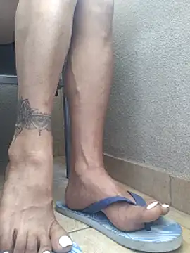 Snapshot of Xeena_ chatting on 12-05-25, 02:58 Xeena online show from 12-05-25, 02:58