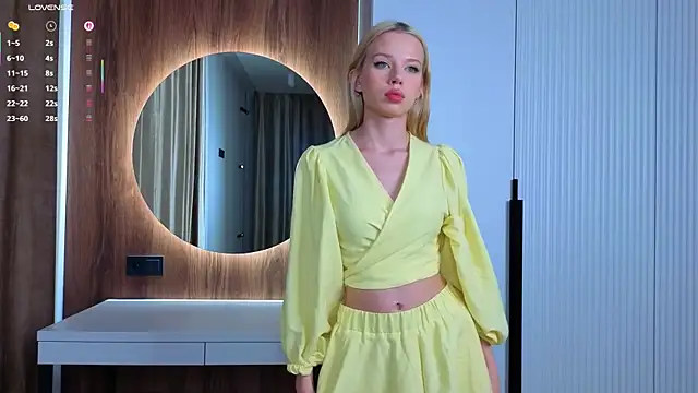 DorisCandelario online show from 11-28-25, 03:25