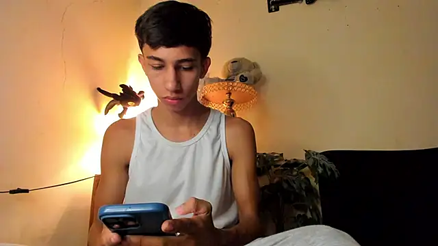 lucian davii online show from 12-17-25, 03:29