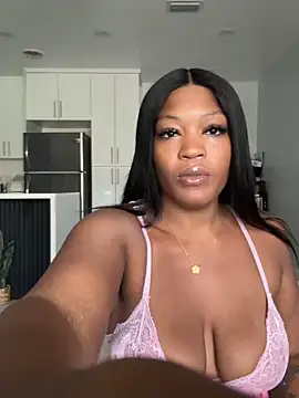 Snapshot of PrincessDreamm chatting on 06-28-26, 05:30 PrincessDreamm online show from 06-28-26, 05:30