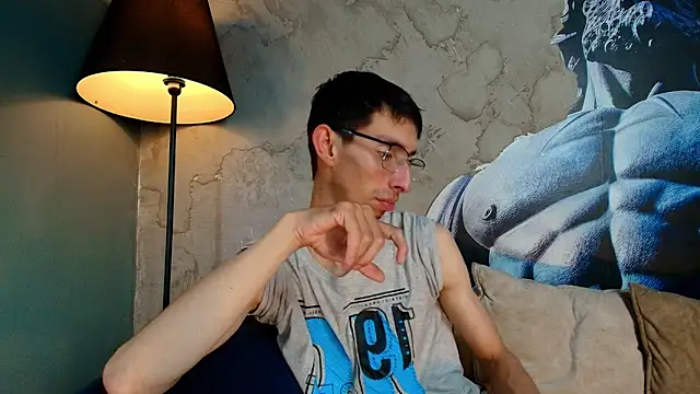 Snapshot of ZyroNight chatting on 11-21-25, 04:49 ZyroNight online show from 11-21-25, 04:49