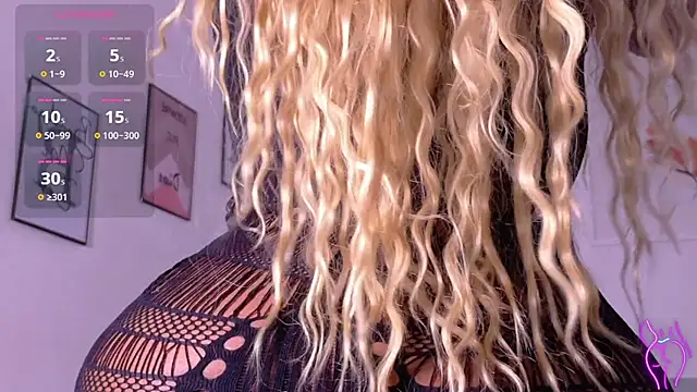 Snapshot of missfoster chatting on 04-11-26, 07:40 missfoster online show from 04-11-26, 07:40