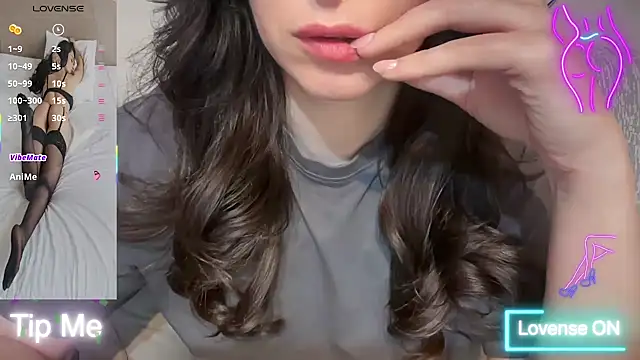 PLAYMATE6373 online show from 04-29-26, 12:05