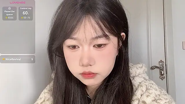 Xiaoji61 online show from 12-03-25, 06:21