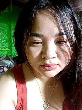 Bee-bgolden online show from 11-23-25, 04:23