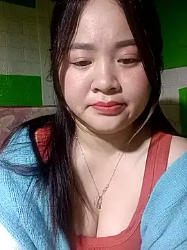 Bee-bgolden online show from 12-13-25, 08:36