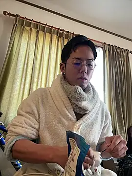 ippei0001 online show from 02-03-26, 04:10