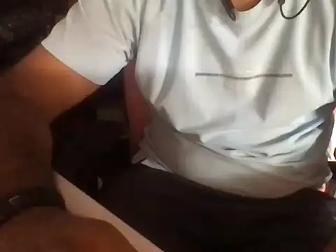 Snapshot of KingCobra_07 chatting on 05-18-26, 04:07 KingCobra 07 online show from 05-18-26, 04:07