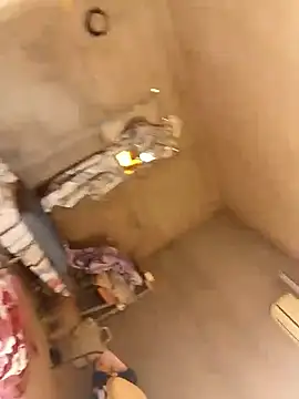 Snapshot of akram306 chatting on 11-12-25, 11:43 akram306 online show from 11-12-25, 11:43