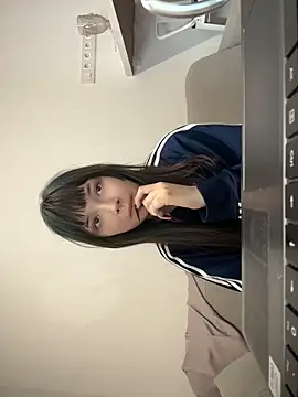 Lissssssa online show from 04-15-26, 11:39