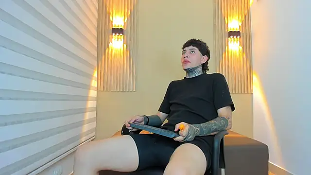 DANTE ARMSTRONG online show from 11-13-25, 04:00