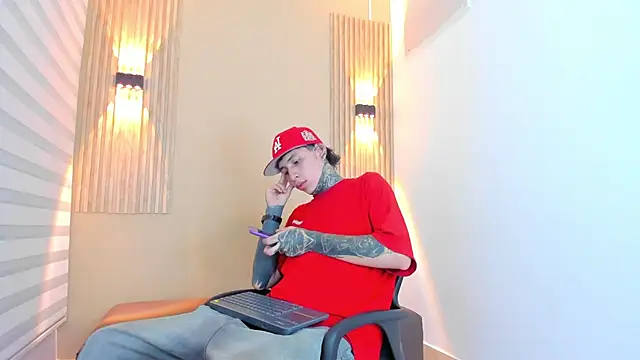 DANTE ARMSTRONG online show from 12-04-25, 03:49