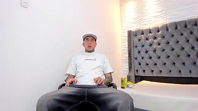 DANTE ARMSTRONG online show from 01-14-26, 03:56