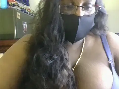 hootypriya online show from 07-21-26, 03:25