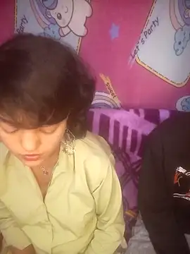 Snapshot of Freakingromance chatting on 02-13-26, 07:26 Freakingromance online show from 02-13-26, 07:26