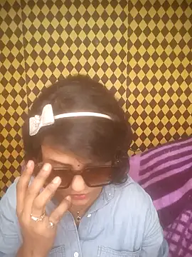 Snapshot of Freakingromance chatting on 03-20-26, 04:34 Freakingromance online show from 03-20-26, 04:34