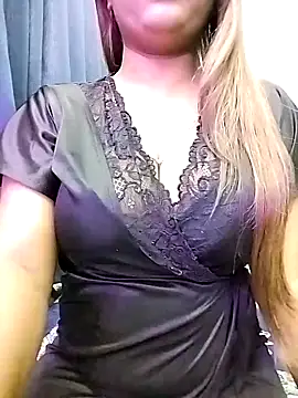 LoveLy-Soneya online show from 04-07-26, 07:20