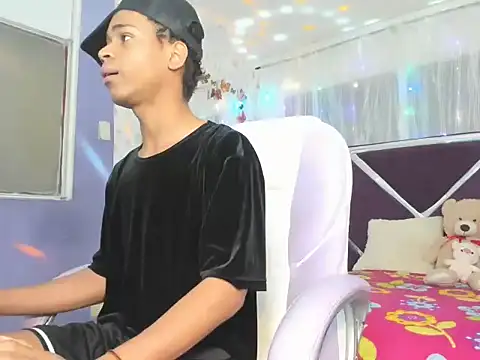 Santy bigcock 01 online show from 01-15-26, 04:33